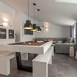 Casa Alegria Deluxe By Sweet Aveiro Appartement