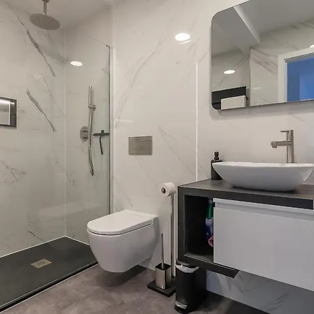 Casa Alegria Deluxe By Sweet Aveiro Appartement