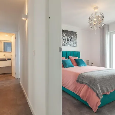 Casa Alegria Deluxe By Sweet Aveiro Apartment Barra